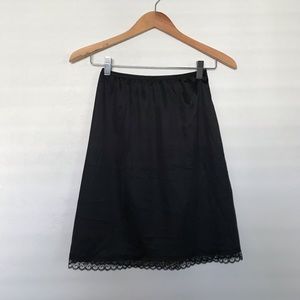 CLOSET CLOSING Black Slip Skirt